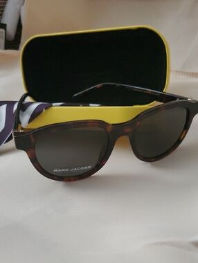 Marc Jacobs Tortoiseshell Sunglasses with Brown Lenses
